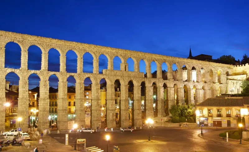 Imagen del tour 9-Day Motorcycle Tour: Legendary Castles