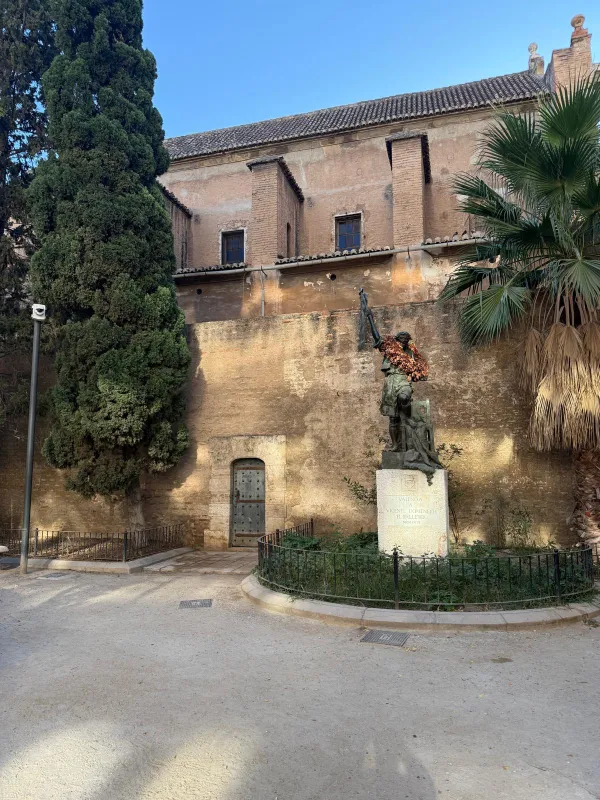 Imagen del tour Much More Than a Motorcycle Tour Through Valencia, Teruel and Cuenca